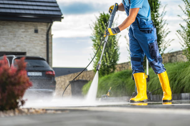 Best Parking Lot and Garage Cleaning  in Clearwater, MN